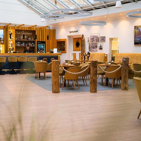 Hotel Am Alten Strom Rostock Bagian luar foto