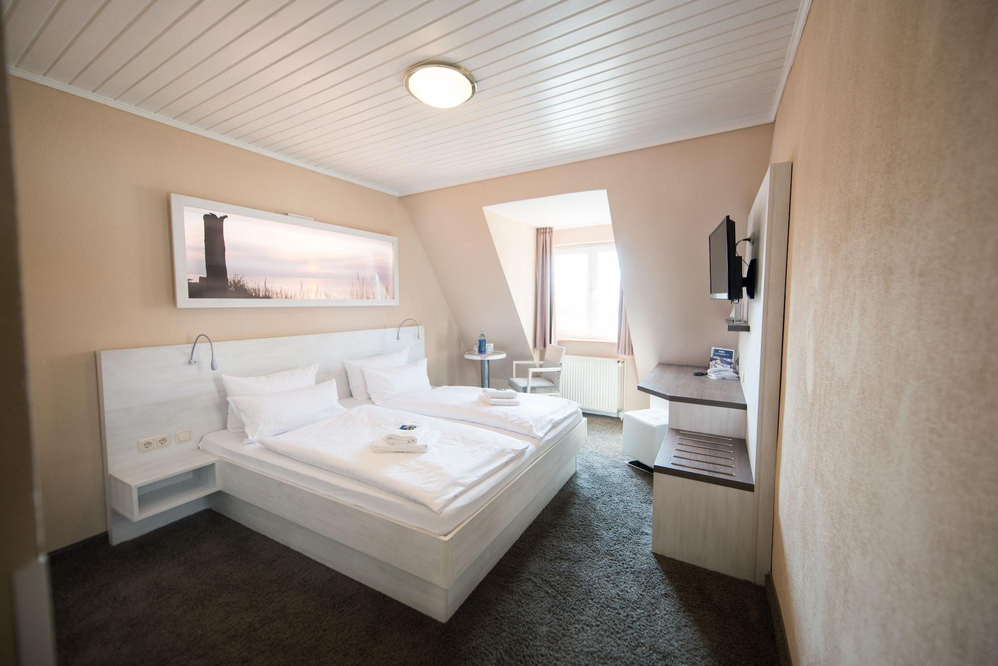 Hotel Am Alten Strom Rostock Bagian luar foto