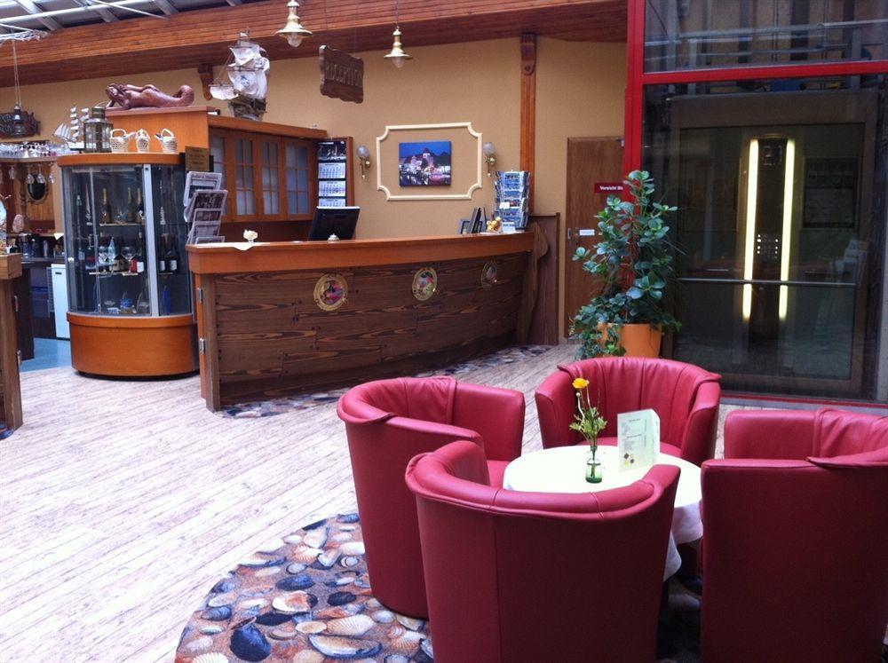 Hotel Am Alten Strom Rostock Bagian luar foto